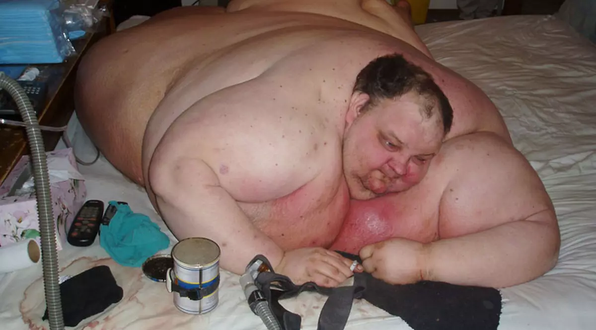 Cel mai greu om din lume are 444 kg!