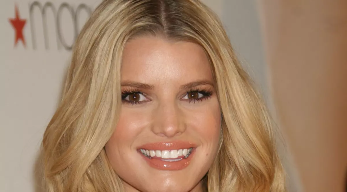 Jessica Simpson vrea un intelectual