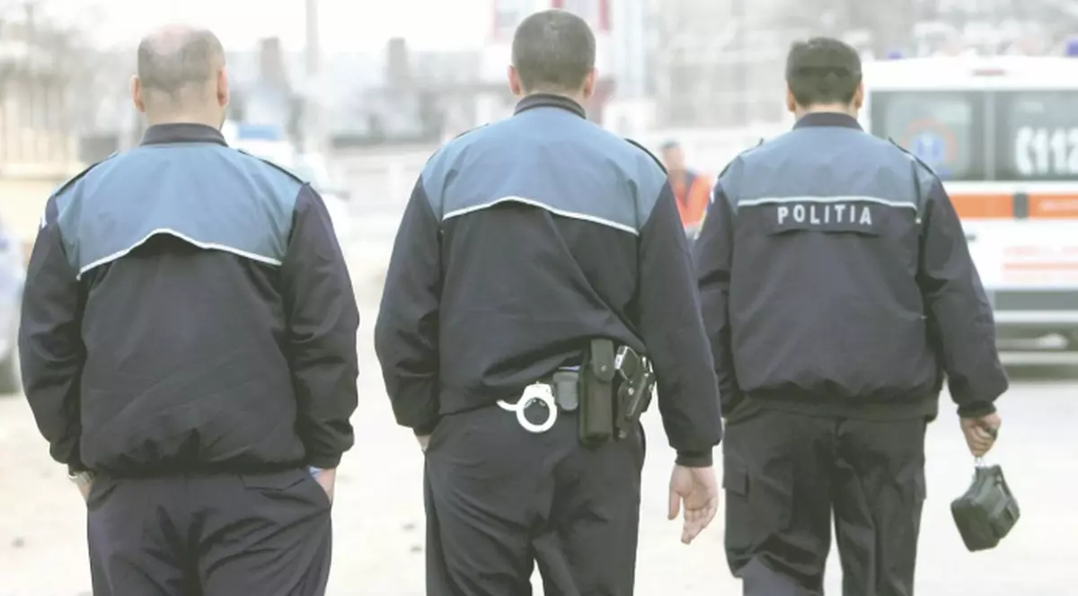 Ne-aţi lăsat pradă bandiţilor!