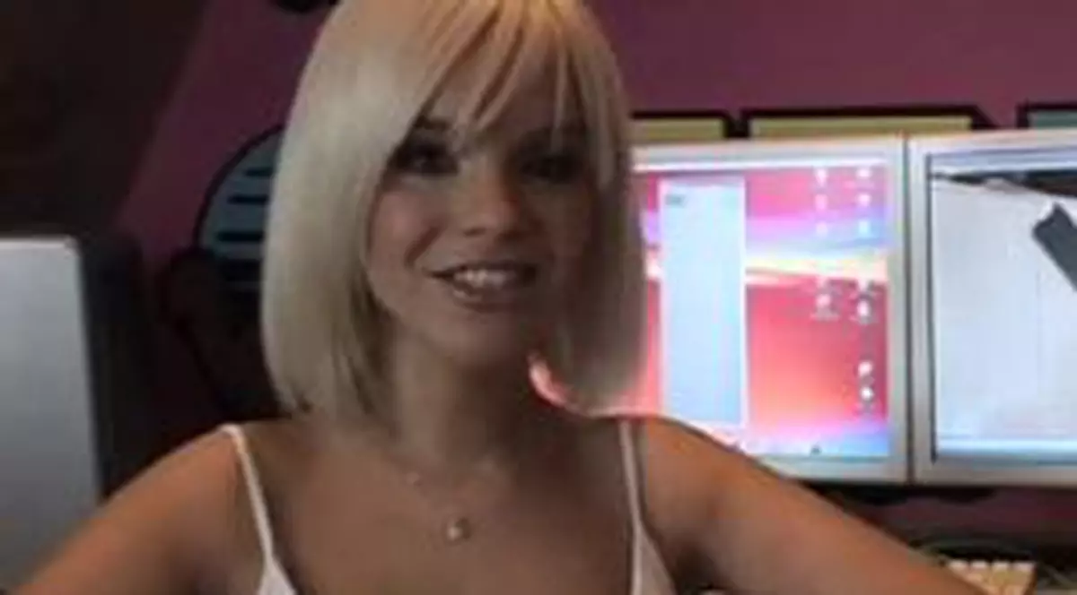 Desfigurată de iubit cu acid sulfuric