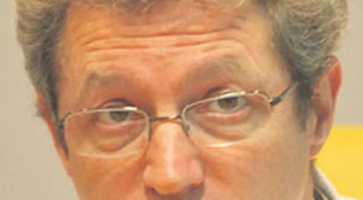 Adrian Streinu, despre gripa porcină: «Să sperăm că ţine Dumnezeu cu noi»