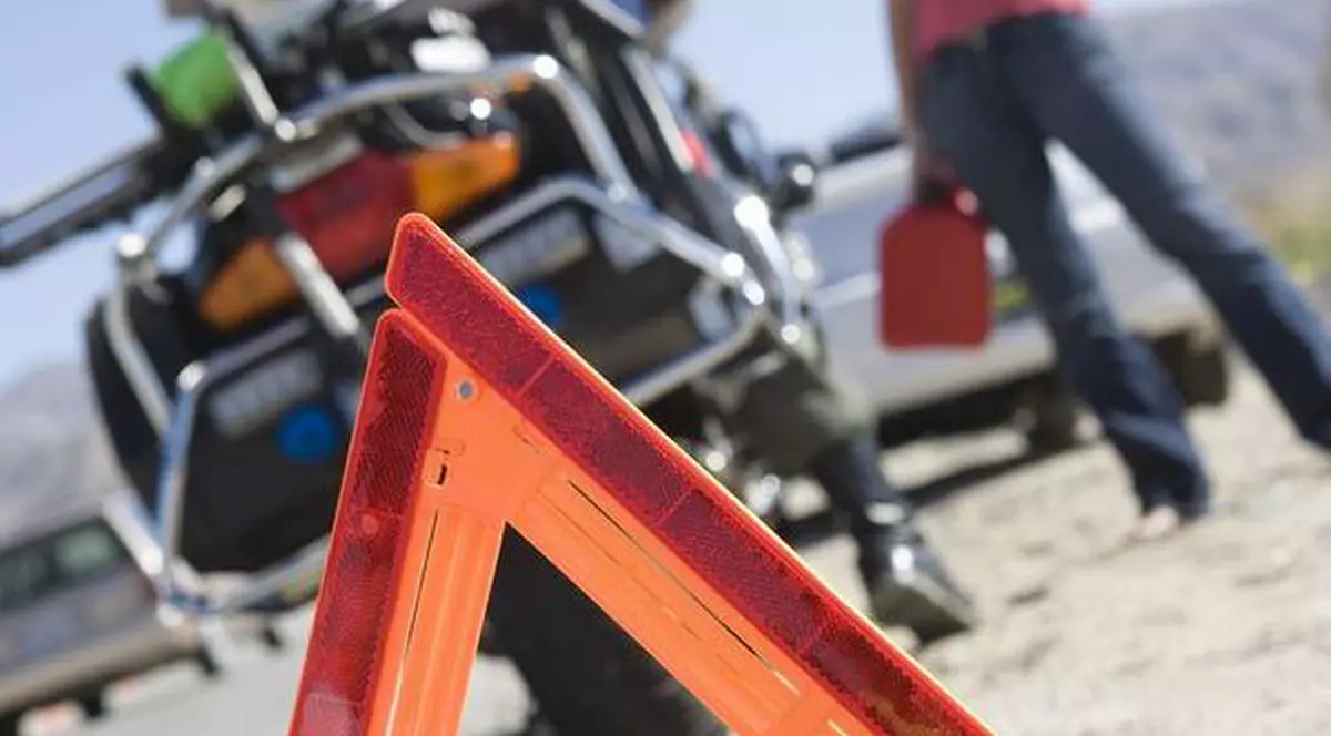 A sunat la poliţie să le spună s-a urcat beată la volan