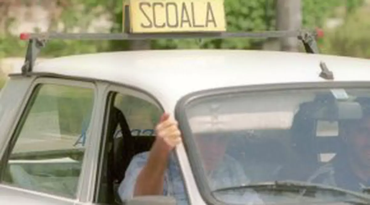 Cursuri gratuite de specializare a instructorilor auto