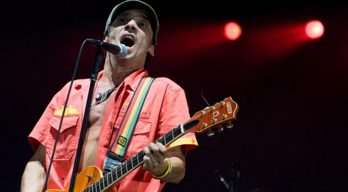 Plăteşti despăgubiri de 90.000 de euro dacă îl plagiezi pe Manu Chao