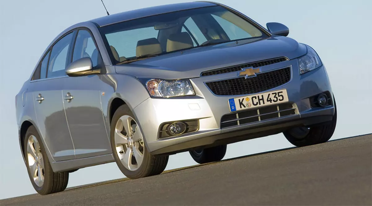 Cruze şi Spark, modelele cu care Chevrolet "atacă" Europa