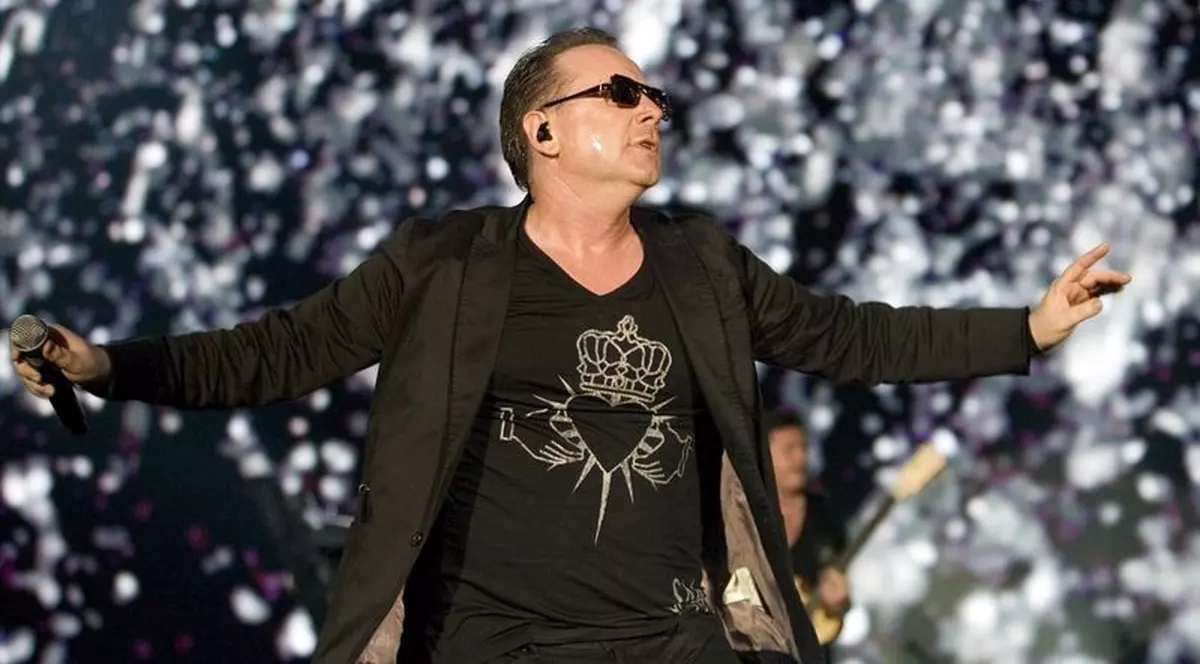 Simple Minds concertează pe 15 decembrie, la Sala Polivalentă