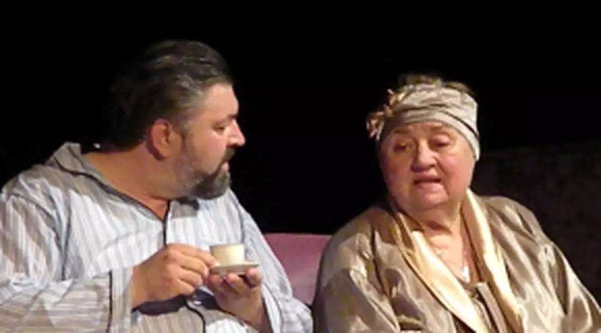 Tamara Buciuceanu ”divorţează” de Sorin Francu