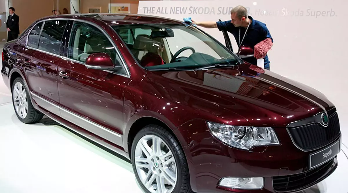 Skoda Superb este "Taxiul anului" în Franţa