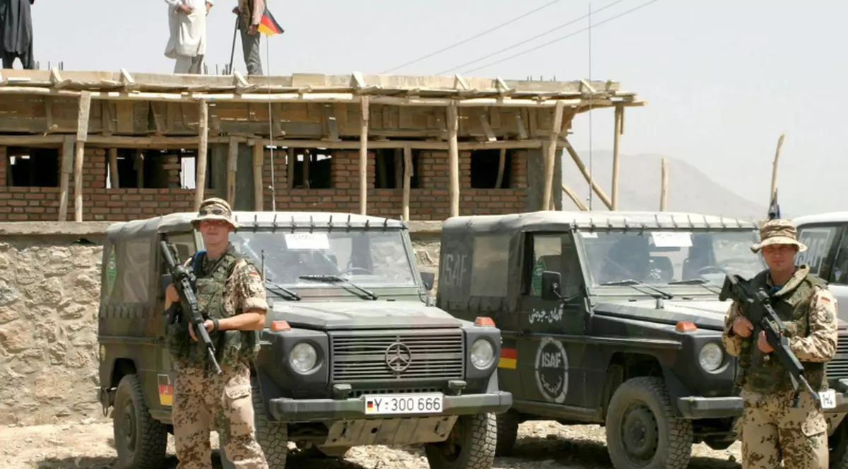Atentat sinucigaş cu şase morţi în Afganistan