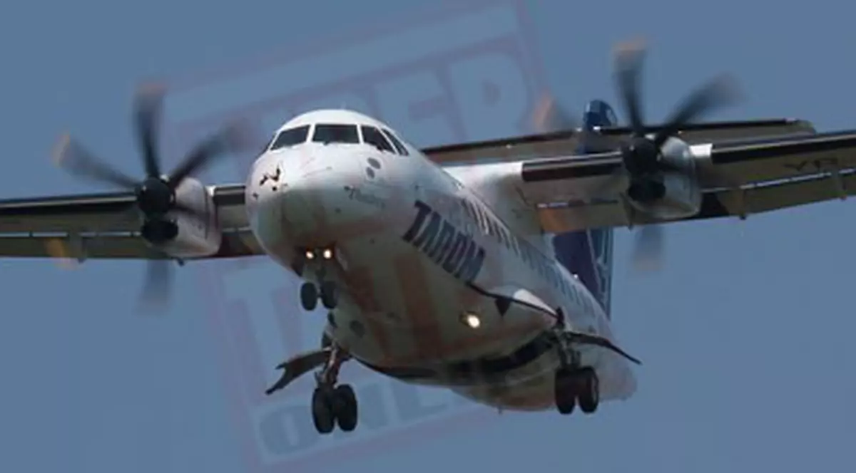 Dinamo nu a putut ajunge la Timişoara! Avionul s-a întors la Bucureşti
