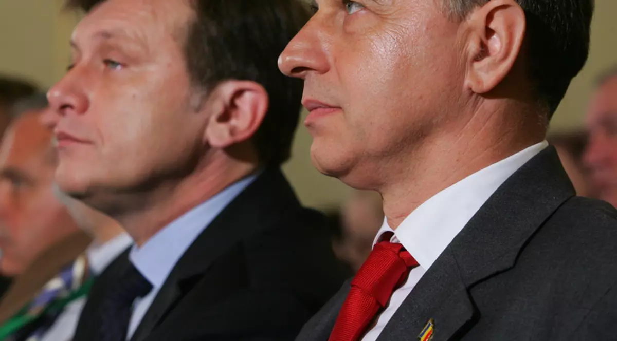 PSD+PC şi PNL au semnat un acord politic