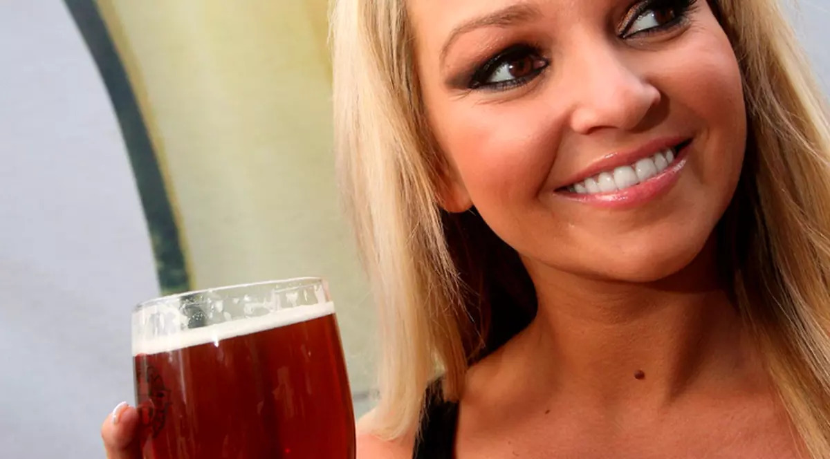 Britanicii au creat “cea mai tare bere din lume” cu 32% alcool