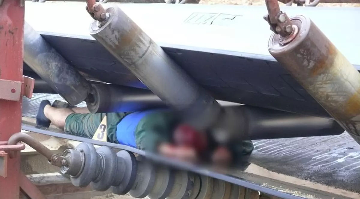 Foto / Miner strivit la mina Husnicioara