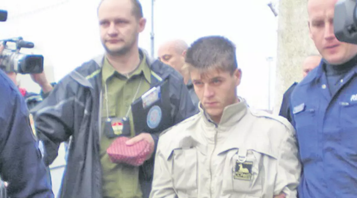 Breazu susţine că pistolul s-a descărcat din greşeală