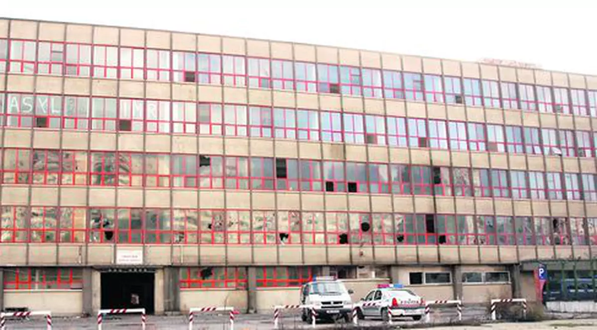 Striviţi la furat de fier vechi