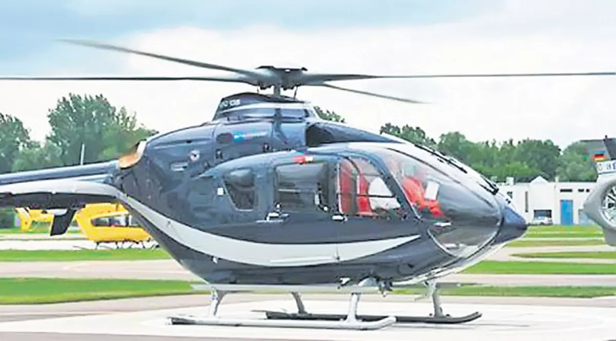 Fostul iubit al Cristinei Spătar şi-a tras elicopter de 1,2 milioane €