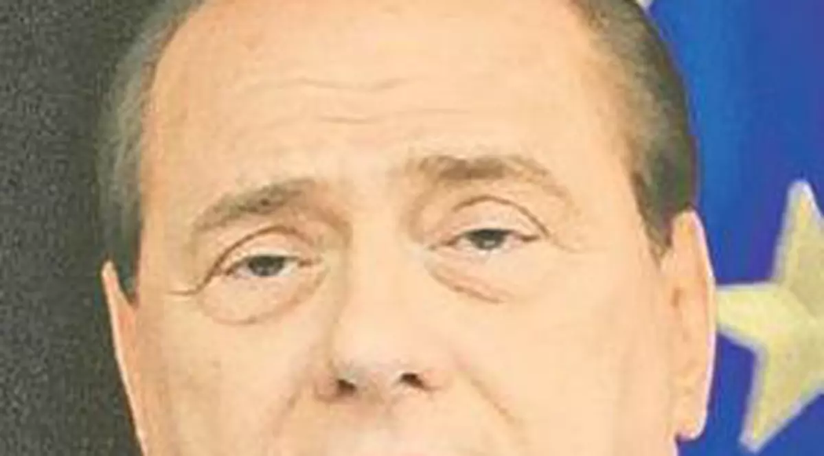 Îi oferă lui Berlusconi 450.000.000 € pe vila orgiilor