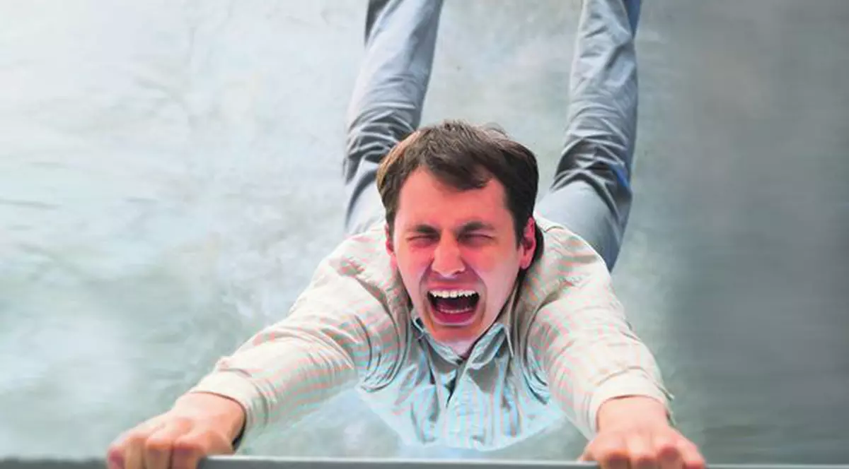 Interpretarea viselor: Cazi de la balcon şi eşti îngrozit?