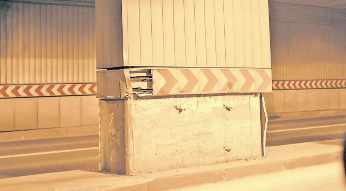 Ce jalnic arată acum pasajul Unirii