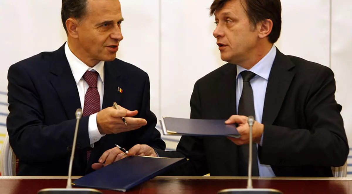 Băsescu: "Preşedinţii sunt aleşi de oameni, nu de partidele politice"