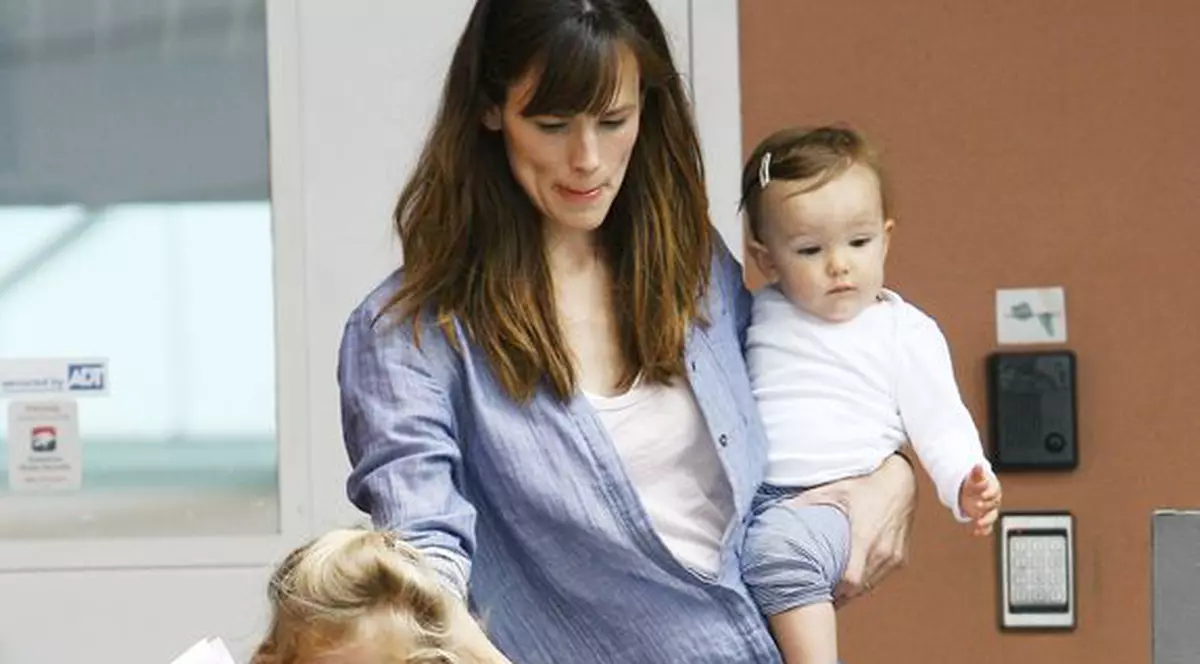 Jennifer Garner, epuizată de copii