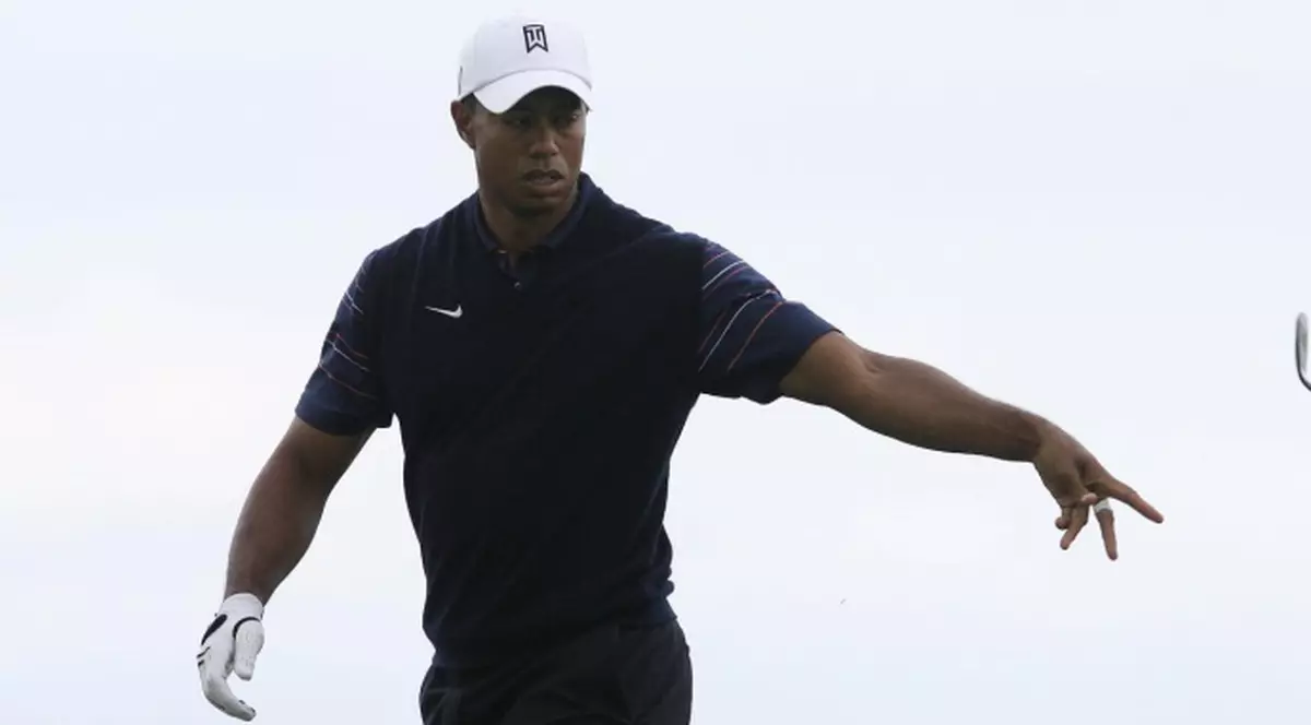 Soţia lui Tiger Woods va intenta divorţul după Crăciun