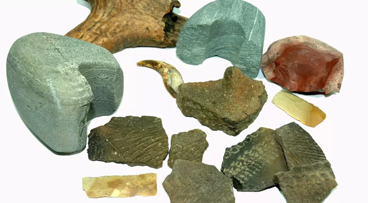 Unelte vechi de 1,57 milioane de ani, descoperite în Franţa