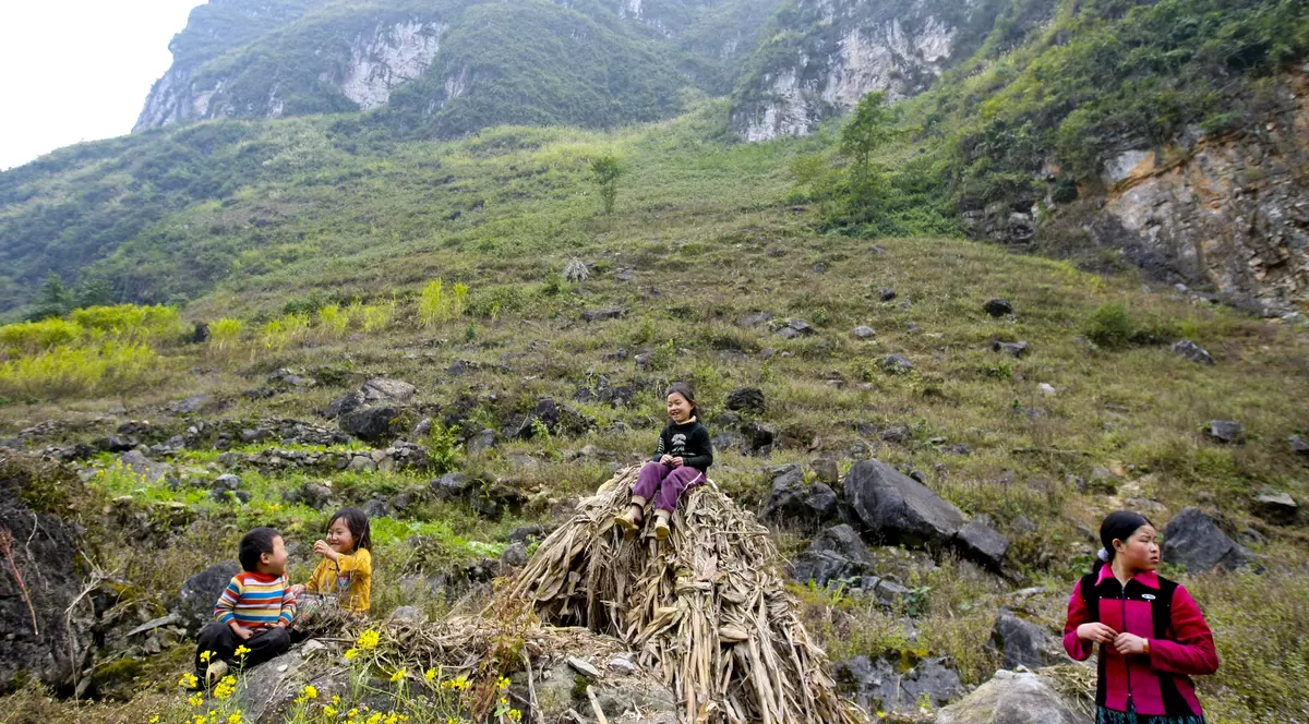 Două persoane sunt date dispărute pe munte