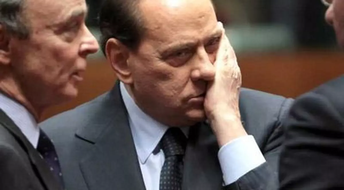 Berlusconi vrea eradicarea mafiei italiene până în 2013