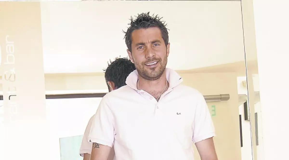 Adrian Neaga, omul care aduce zâmbete