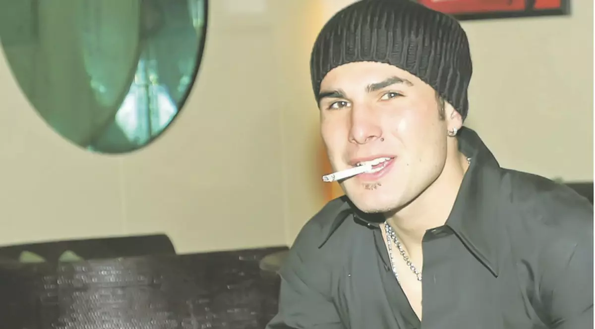 Mutu, "ars" cu 5.000 €