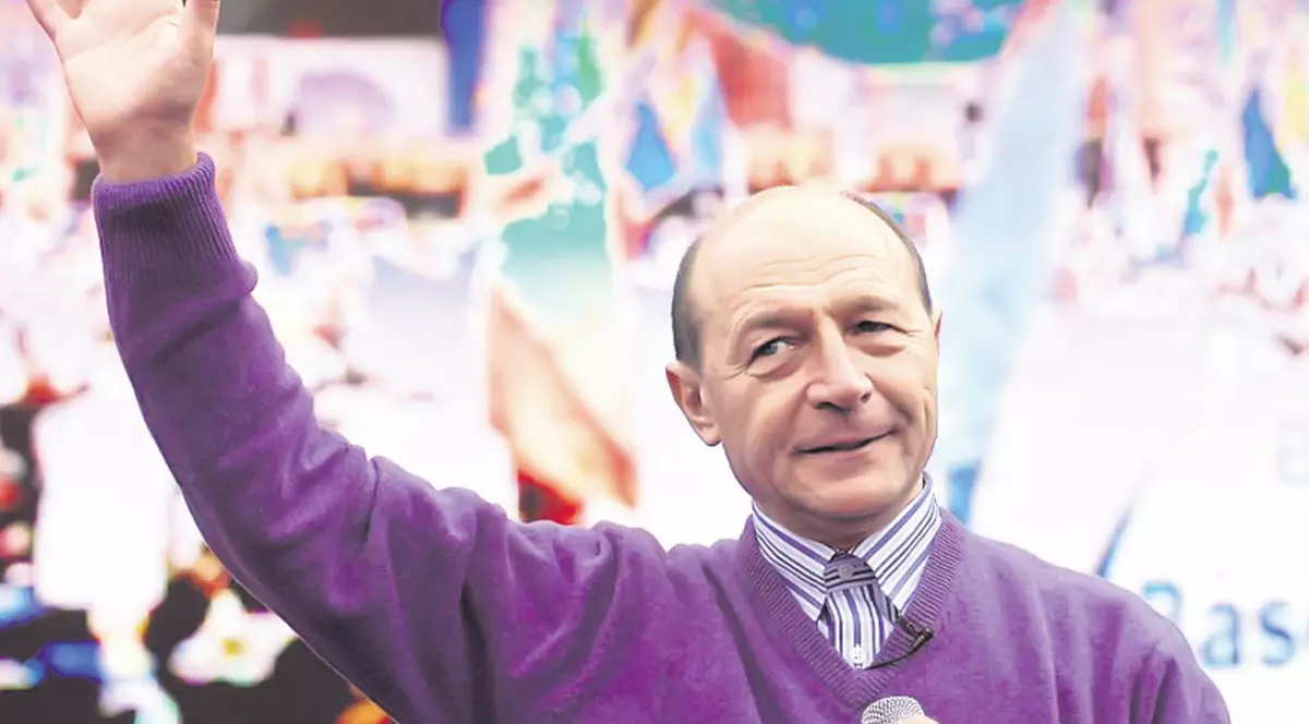 “Flacăra Violetă”, arma secretă a lui Băsescu