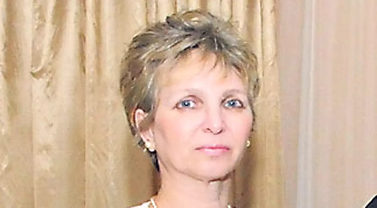 Ea îl pictează pe Michael