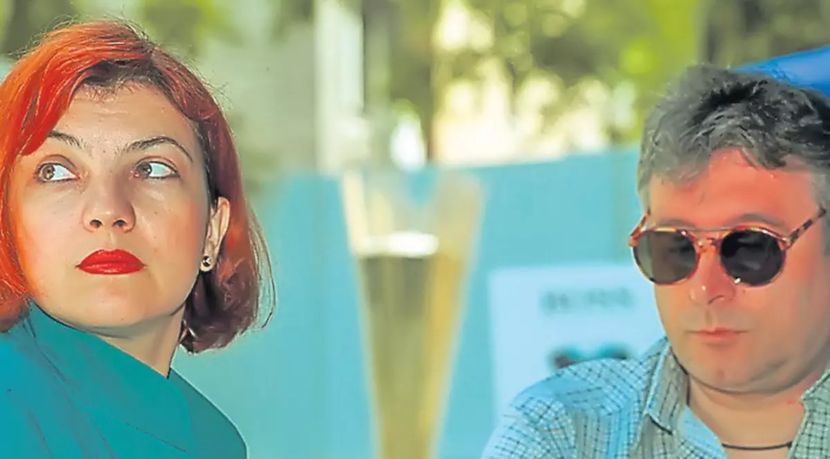 Mădălin Voicu divorţează în 2010