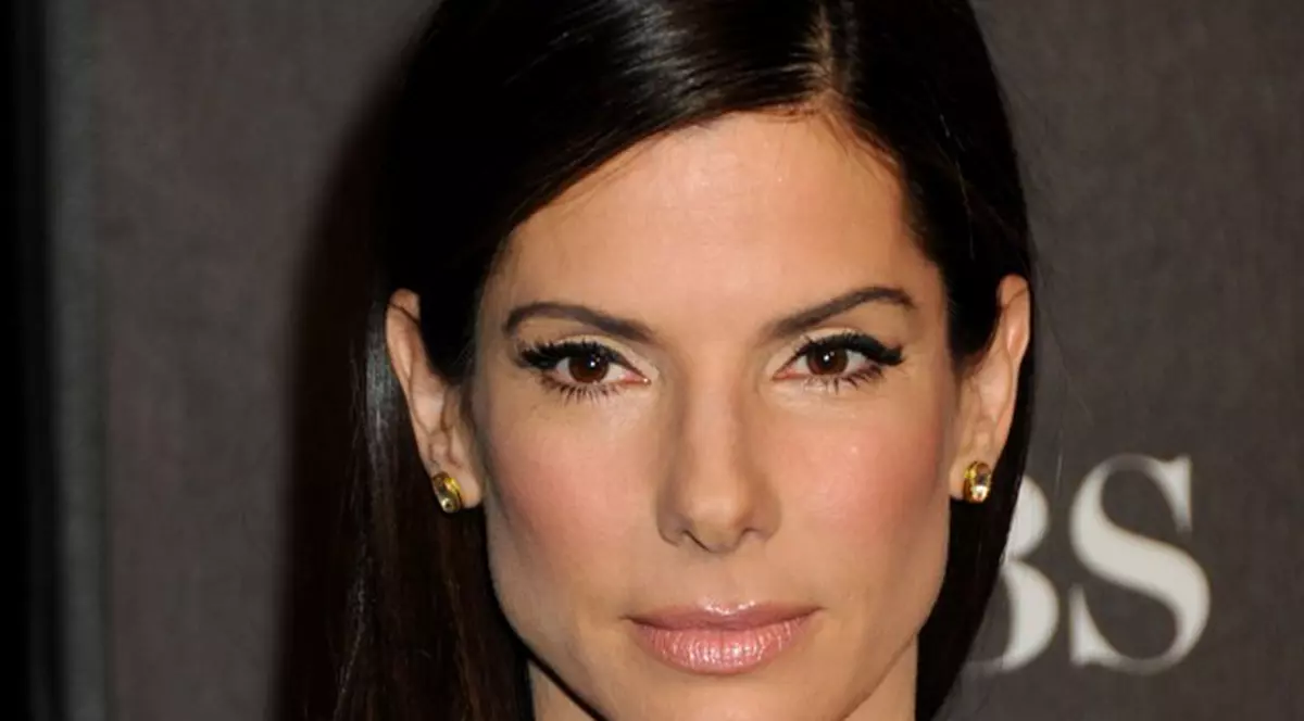 Sandra Bullock a donat un million de dolari pentru victimele din Haiti