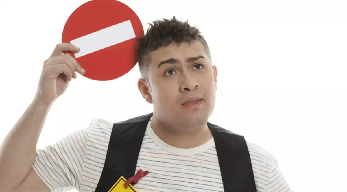 Radio 21 aduce prostituate în studio