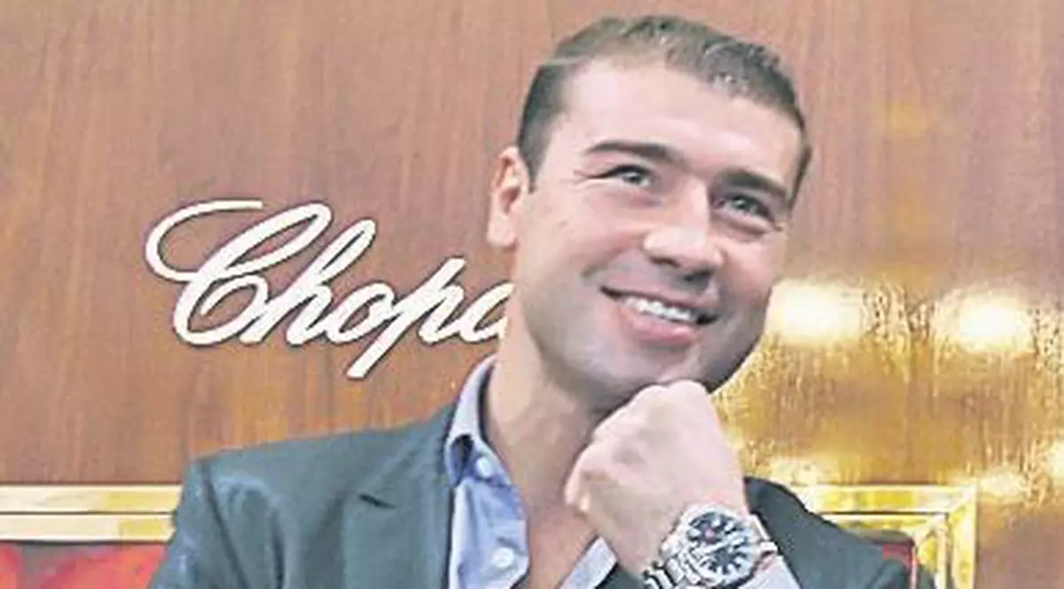 Foto / Ceas de lux pentru Bute