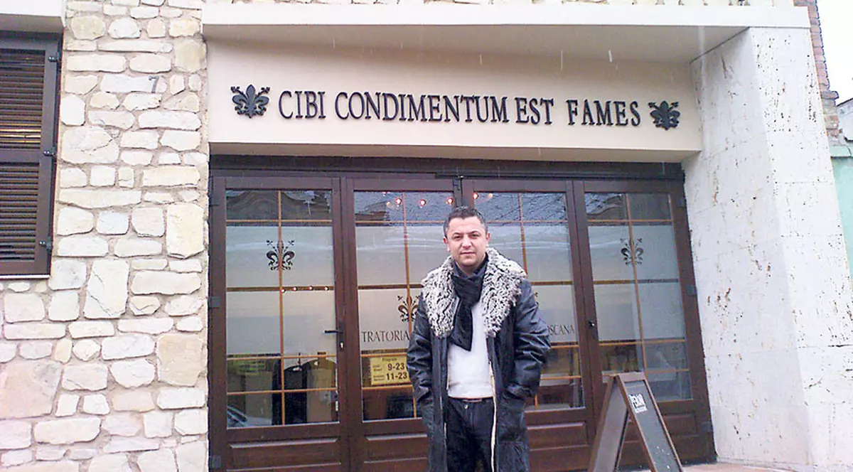 Gabi de la Oradea şi-a tras restaurant la... Oradea