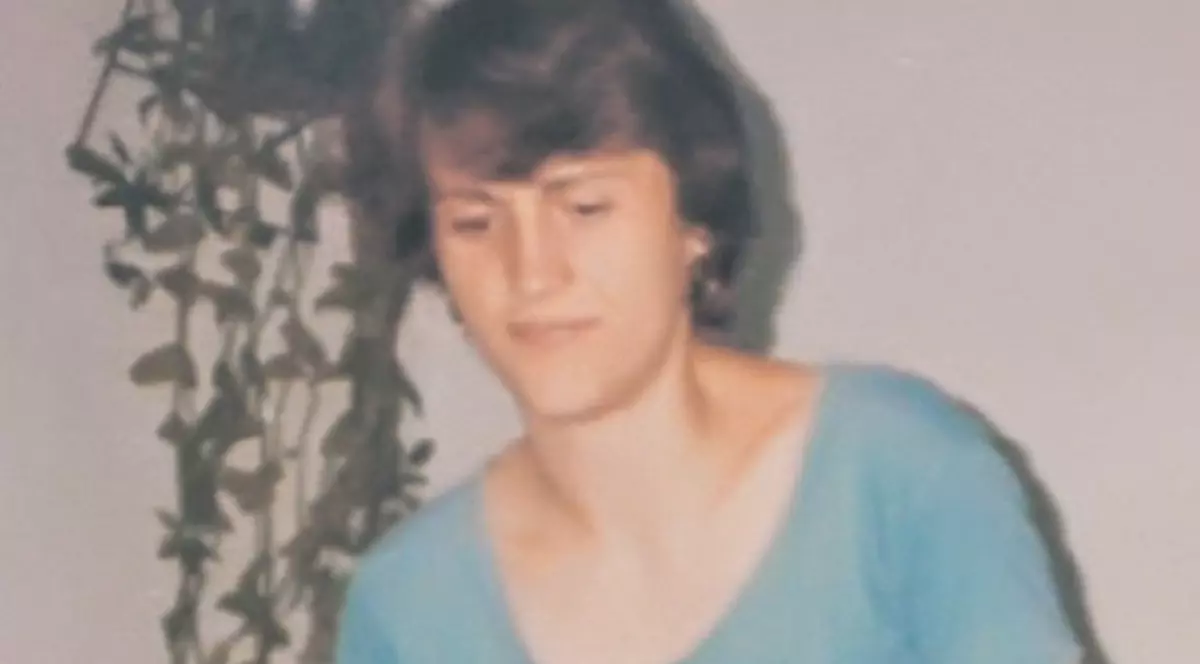 Femeia ucisă joi de fiul ei a fost adusă acasă