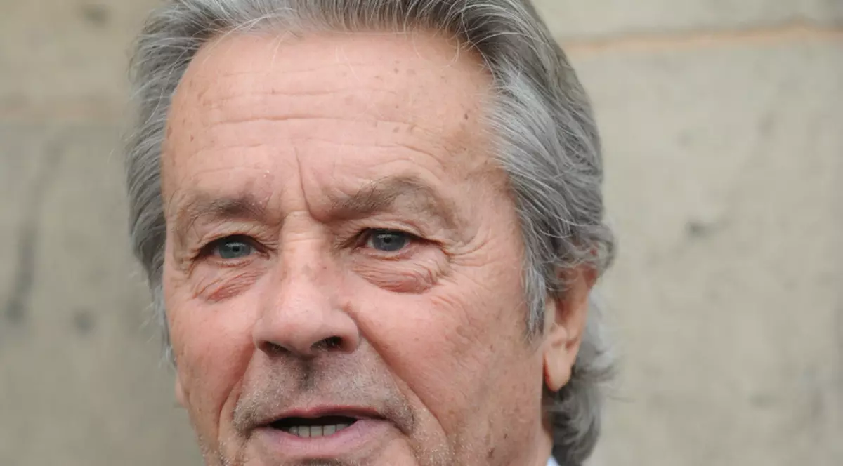 Alain Delon militează pentru protecţia animalelor 