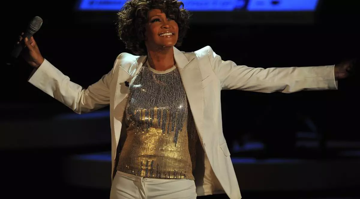 Video / Whitney Houston, prestaţie jenantă în Australia