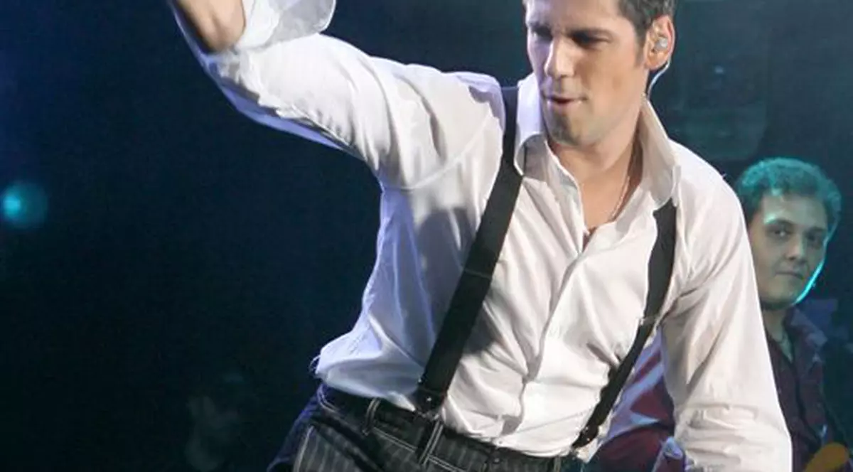 Ştefan Bănică Jr. concertează de 8 Martie în Liberty Center