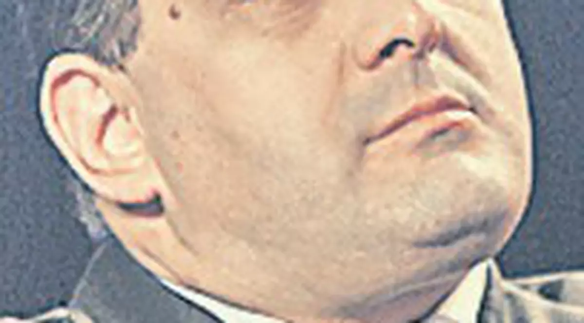 Poliția sesizează instanța că Marian Vanghelie nu s-a prezentat la secție la momentul stabilit.