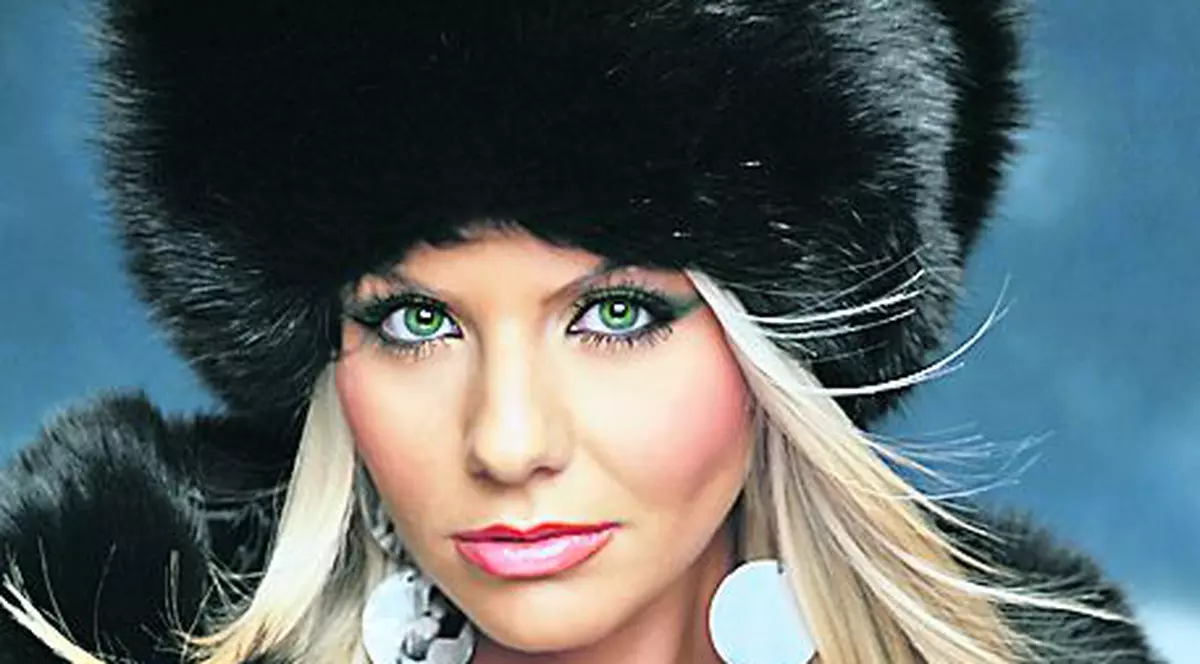 Adina de la Heaven a făcut febră musculară dând la lopată