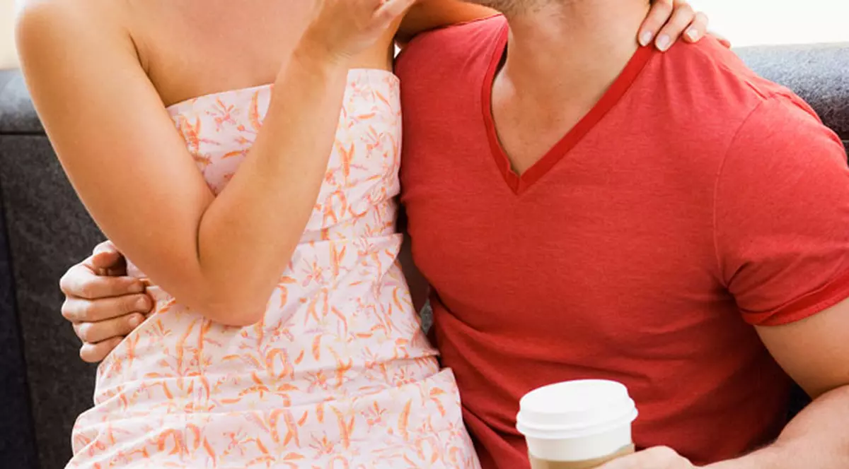 Cuplurile căsătorite sunt cel mai fericite după 2 ani şi 11 luni