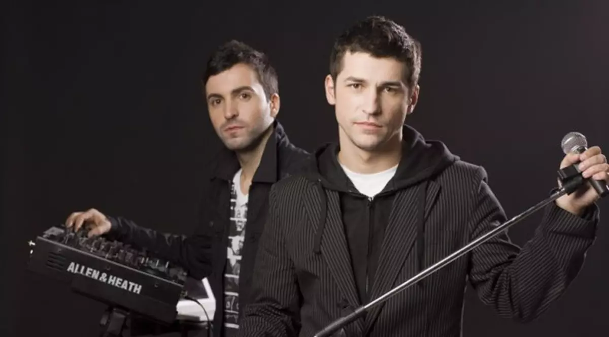 Video / "In Love", cel mai difuzat single în România