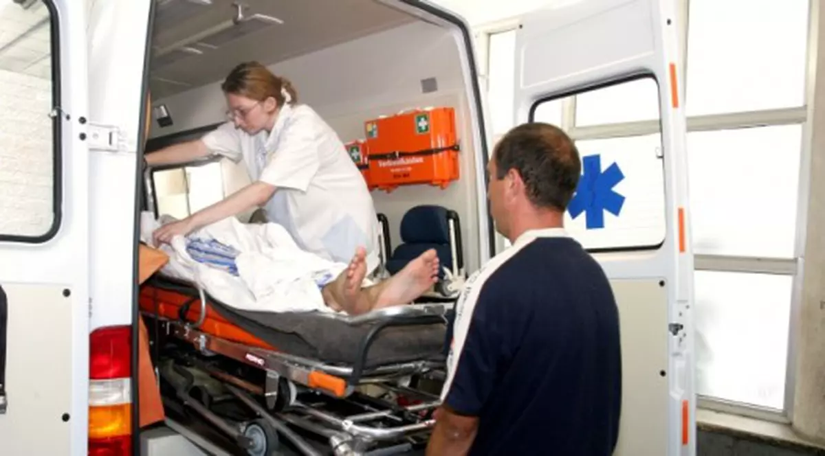 6 răniţi în urma unei altercaţii între două familii din Voluntari