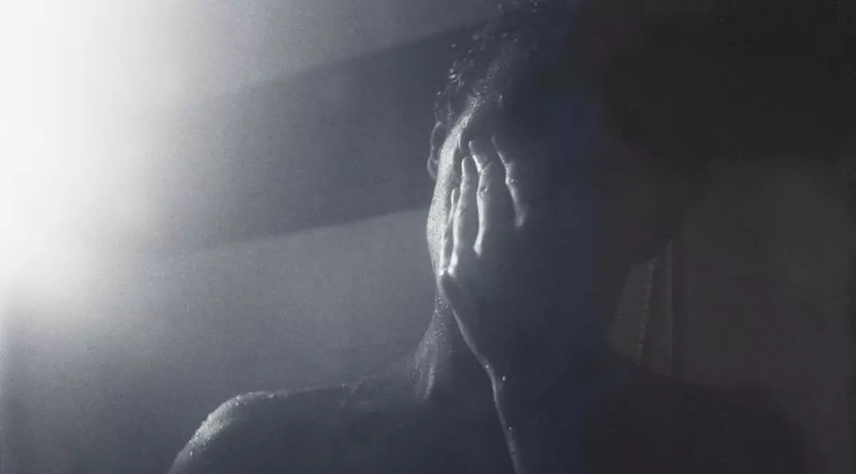 Trei români au jefuit un cuplu de nevăzători în Spania