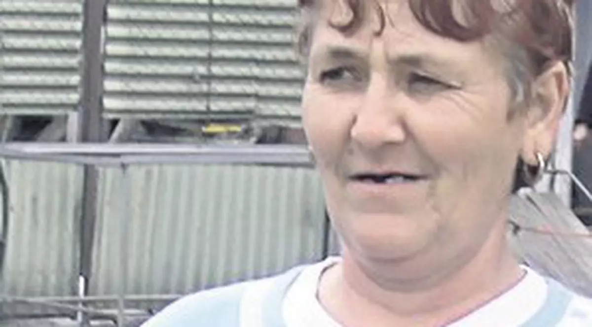 Şi-a părăsit soţul pentru că se iubea cu socrul