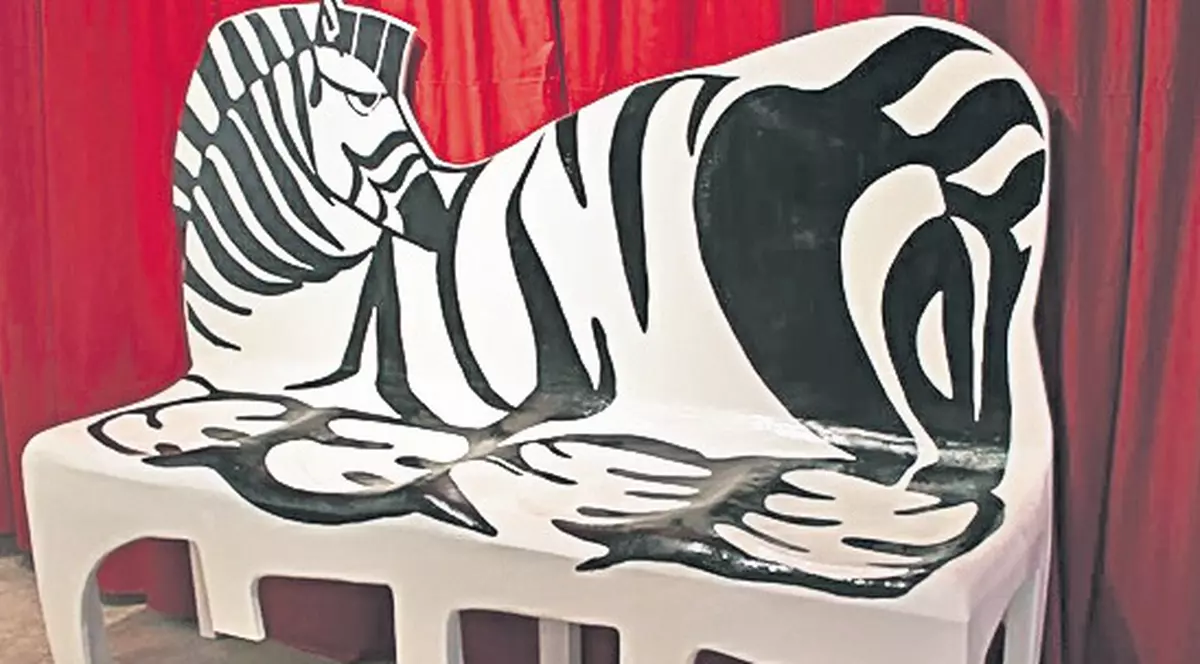 Vom avea băncuţe în formă de zebră la metrou!